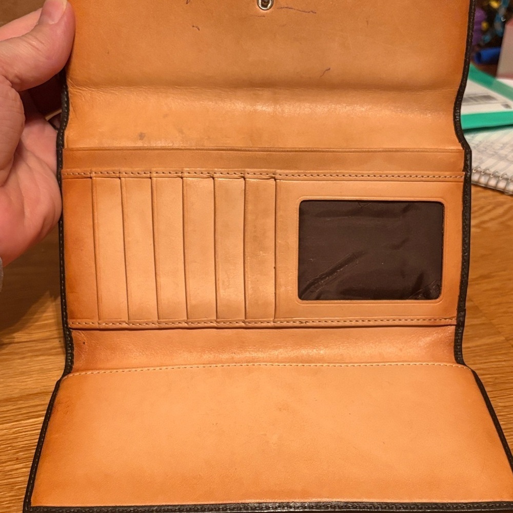 Y2K Vintage Coach Tan Monogram Snap Wallet - Picture 3 of 10